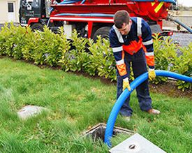 How to remove the unpleasant smell of septic tanks or cesspools?